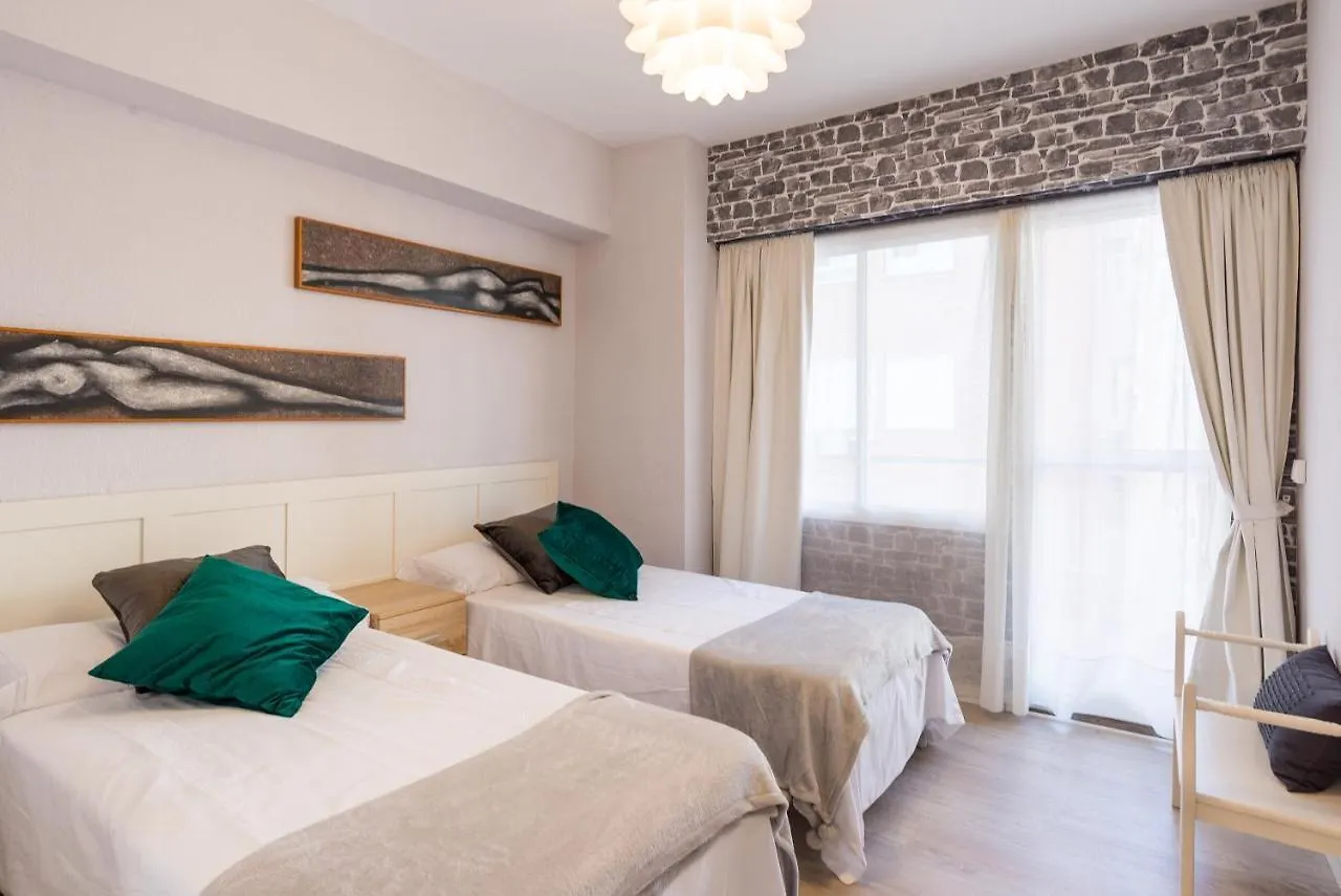 Malaga Beach And Historic Centre Malagueta Apartment